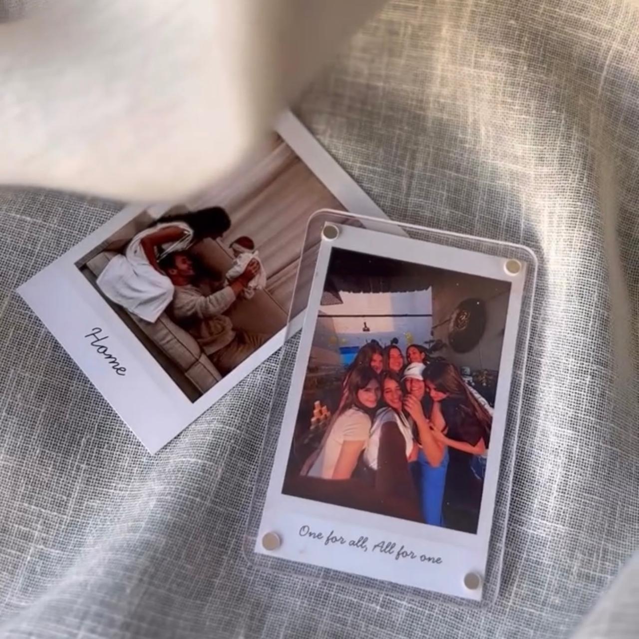 Magnetic transparent polaroid frames 3x4 inches
